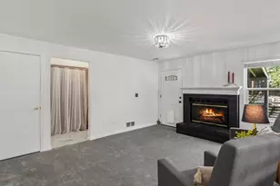 15090 Bolling Dr, Denver, CO 80239 - Photo 16