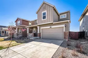 46557 Sunrise Ct, Bennett, CO 80102 - Photo 2