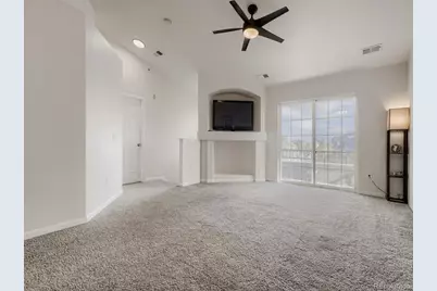 5255 Memphis Street #1222, Denver, CO 80239 - Photo 2
