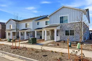 6545 N Nepal St, Aurora, CO 80019 - Photo 2