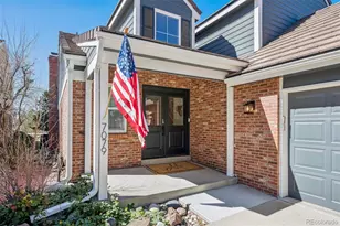 7079 S Locust Pl, Centennial, CO 80112 - Photo 2