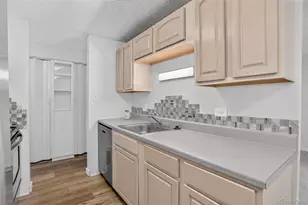 2375 S Linden Ct, Denver, CO 80222 - Photo 8