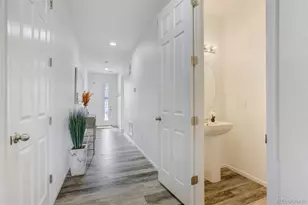 21929 E Stanford Cir, Aurora, CO 80015 - Photo 22