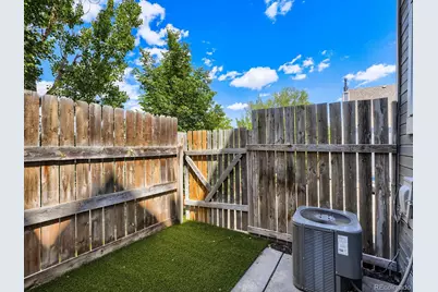 2248 S Jasper Way #B, Aurora, CO 80013 - Photo 16