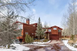 145 Gold Run Cir, Dillon, CO 80435 - Photo 2