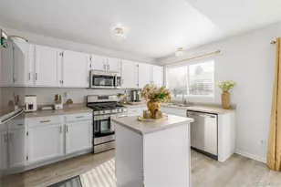 2884 S Salida Ct, Aurora, CO 80013 - Photo 16