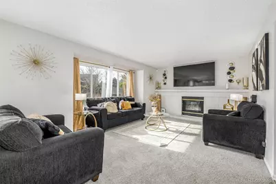 2884 S Salida Court, Aurora, CO 80013 - Photo 12