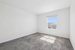 21929 E Stanford Cir, Aurora, CO 80015 - Photo 42