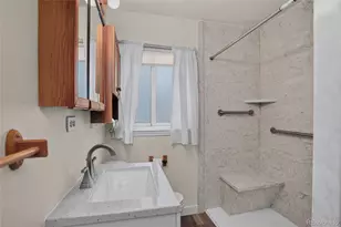 1133 Kingston St, Aurora, CO 80010 - Photo 10