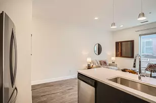 2374 S University Blvd, Denver, CO 80210 - Photo 4