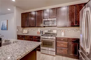 560 E Dry Creek Pl, Littleton, CO 80122 - Photo 12
