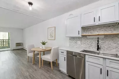 585 S Alton Way #12B, Denver, CO 80247 - Photo 4