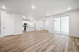 22706 E 47th Pl, Aurora, CO 80019 - Photo 2