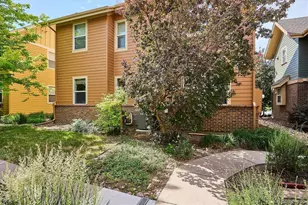 10321 E 26th Ave, Denver, CO 80238 - Photo 24