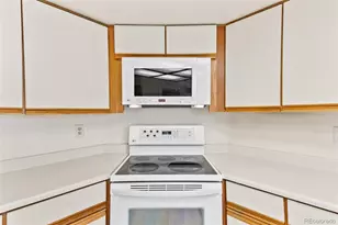 11303 E Warren Ave, Aurora, CO 80014 - Photo 18