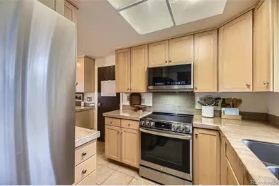 2437 S Victor Street #A, Aurora, CO 80014 - Photo 6