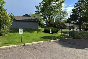 2437 S Victor St, Aurora, CO 80014 - Photo 30
