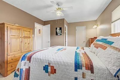 9002 E Mansfield Avenue, Denver, CO 80237 - Photo 16