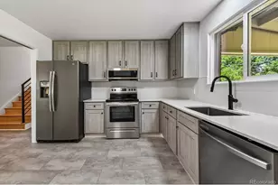 9944 Bruce Ln, Denver, CO 80260 - Photo 6