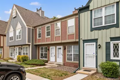 1653 S Blackhawk Way #B, Aurora, CO 80012 - Photo 4