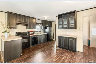 4211 E 100th Avenue, Thornton, CO 80229 - Photo 8