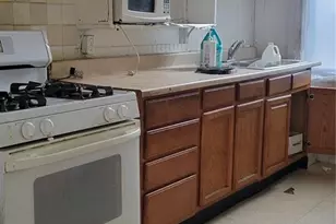 1201 32nd St, Denver, CO 80205 - Photo 2