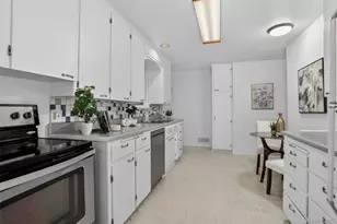 3000 S Madison St, Denver, CO 80210 - Photo 10