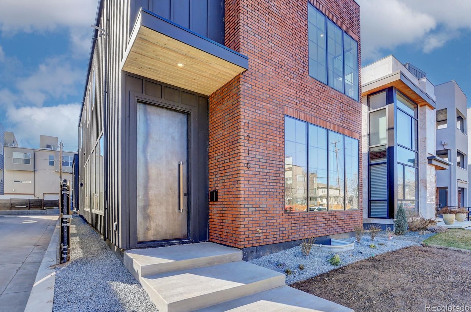 1715 Irving St, Denver, CO 80204