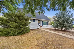 10607 Lowry Pl, Aurora, CO 80010 - Photo 46