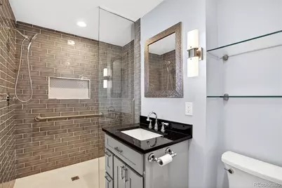 1880 S Monaco Parkway, Denver, CO 80224 - Photo 14