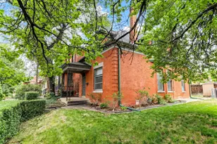 2437 W Caithness Pl, Denver, CO 80211 - Photo 2