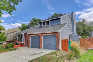 14524 E Wagon Trail Dr, Aurora, CO 80015 - Photo 2