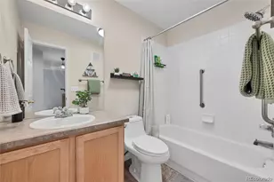 893 S Evanston Cir, Aurora, CO 80012 - Photo 22