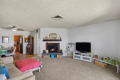 3825 S Monaco Parkway #212, Denver, CO 80237 - Photo 2