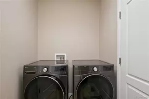 5563 S Elk Ct, Aurora, CO 80016 - Photo 16