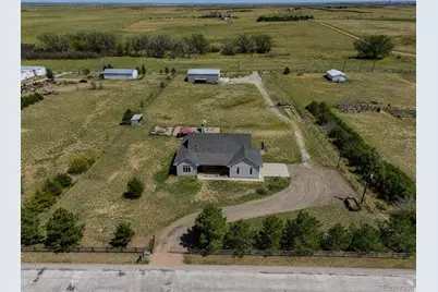 59956 E Commanche Way, Strasburg, CO 80136 - Photo 2