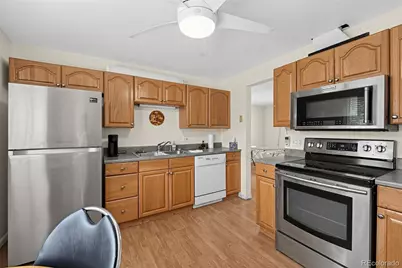 6738 Pierce Way, Arvada, CO 80003 - Photo 10