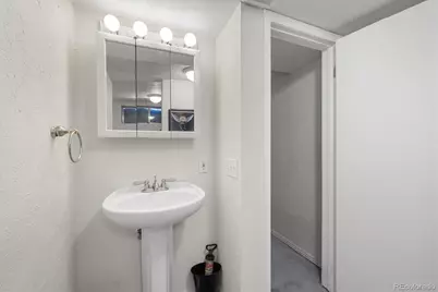 4638 S Kittredge Street, Aurora, CO 80015 - Photo 32