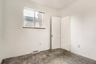9629 E 19th Ave, Aurora, CO 80010 - Photo 10