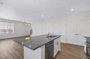 22401 E 46th Ave, Aurora, CO 80019 - Photo 6