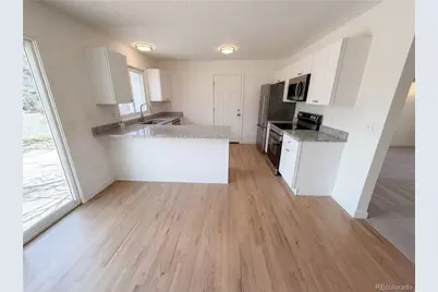 1146 S Cathay Street, Aurora, CO 80017 - Photo 2
