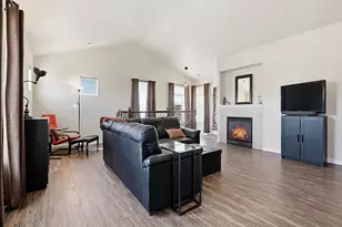 7243 S Millbrook Ct, Aurora, CO 80016 - Photo 6
