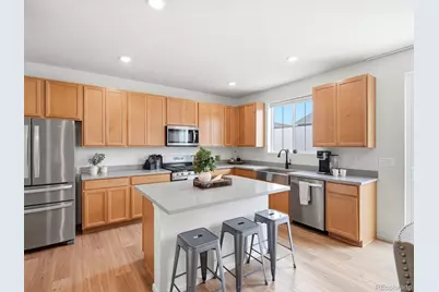 5952 N Liverpool Court, Aurora, CO 80019 - Photo 6