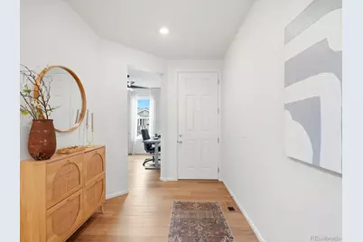 5952 N Liverpool Court, Aurora, CO 80019 - Photo 14