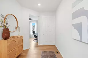 5952 N Liverpool Ct, Aurora, CO 80019 - Photo 14