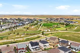 5952 N Liverpool Ct, Aurora, CO 80019 - Photo 34
