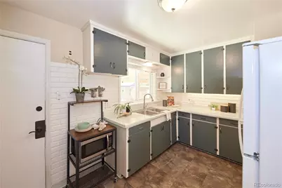 5185 Beach Court, Denver, CO 80221 - Photo 8