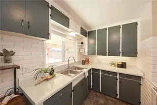 5185 Beach Ct, Denver, CO 80221 - Photo 10