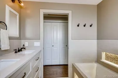 4805 W 11th Avenue, Denver, CO 80204 - Photo 16