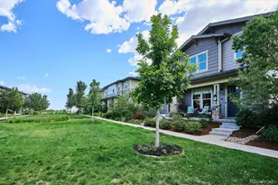 11053 E 28th Pl, Denver, CO 80238 - Photo 2
